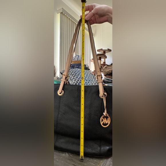 Michael Kors Jet Set Women's Tote Black Pebble Grain Leather Purse - Picture 7 of 16